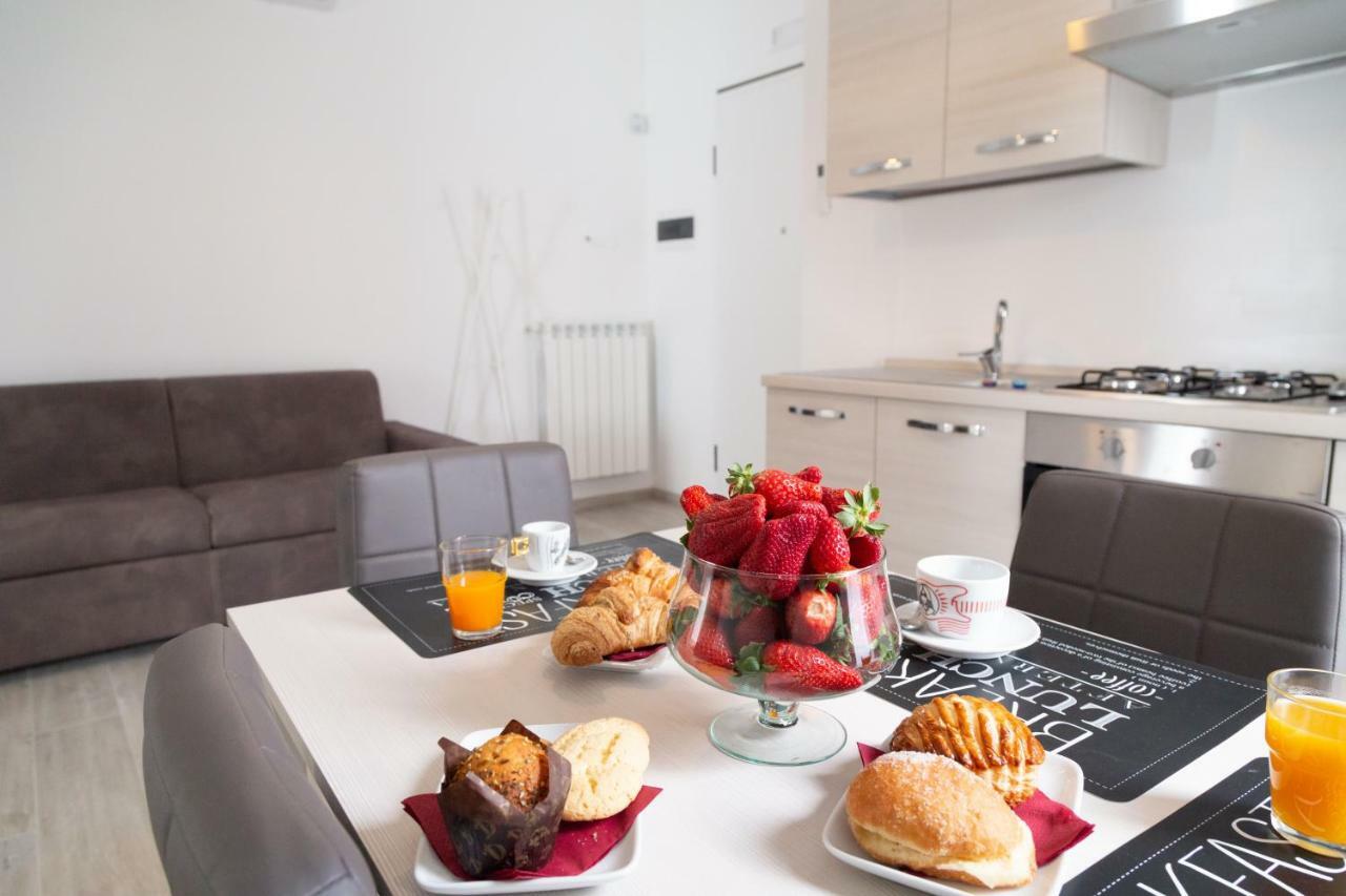 Casa Martina By Home080 - Puglia Mia Apartments モノーポリ エクステリア 写真